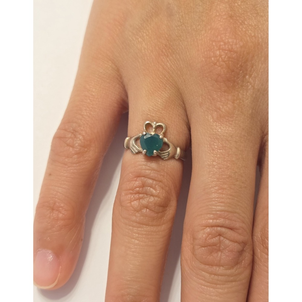 Vintage Sterling Silver & Emerald Heart Irish Claddagh Ring Size 5